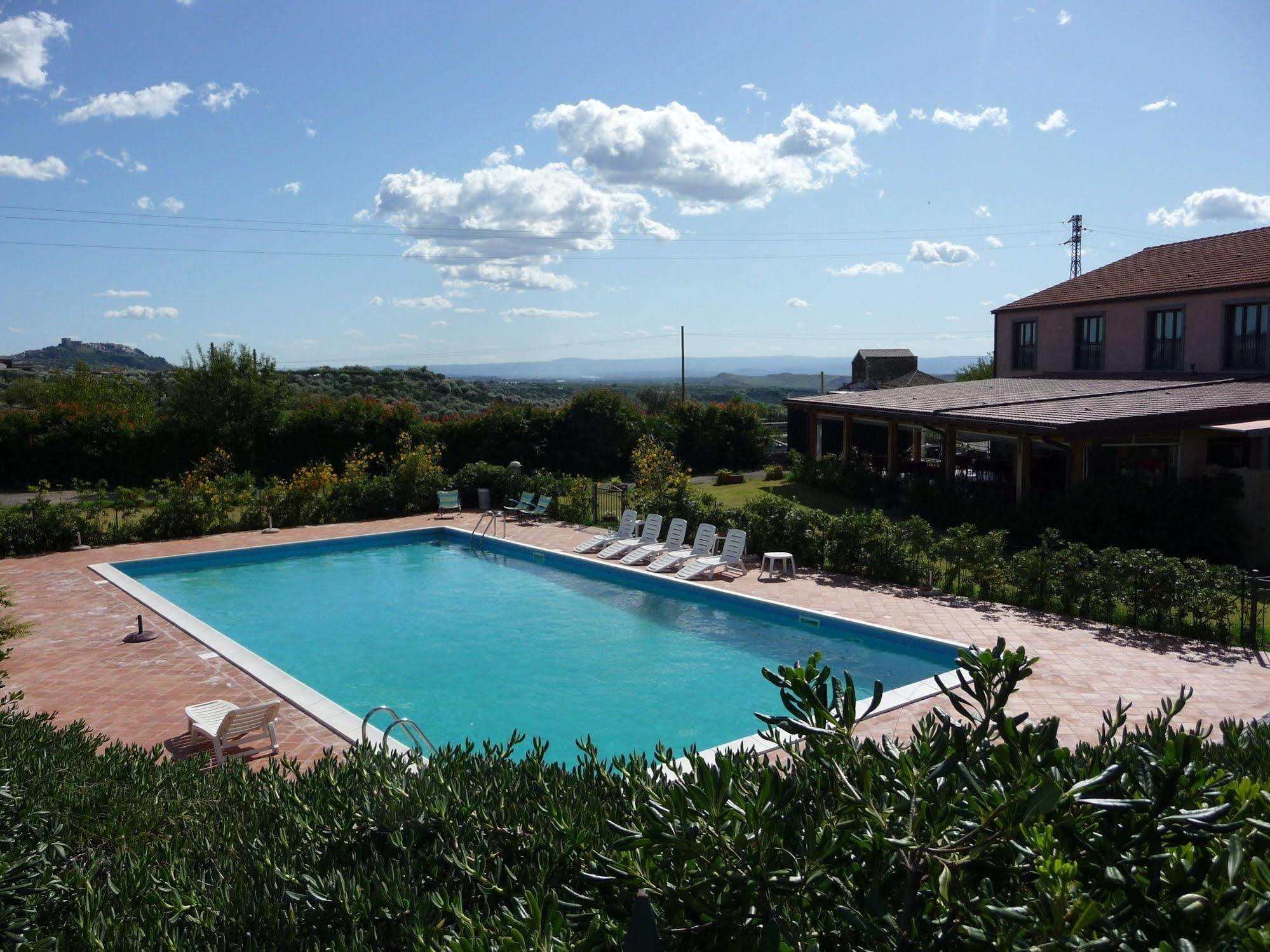 Agriturismo Biologico Corte Aragonese Santa Maria di Licodia Ngoại thất bức ảnh